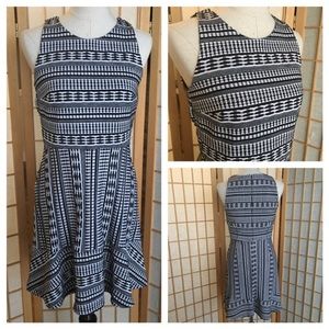 Loft Black & White Sleeveless Print Dress SZ 8P
